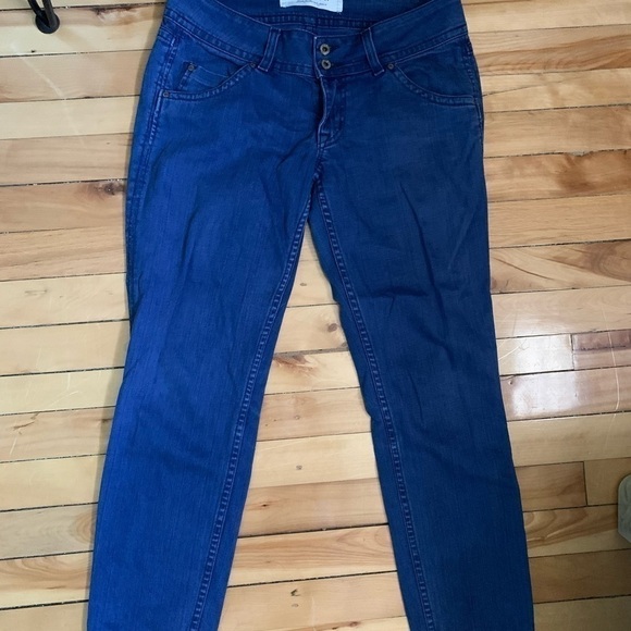 Hudson  Jeans mid rise - ankle length Denim - Picture 3 of 4